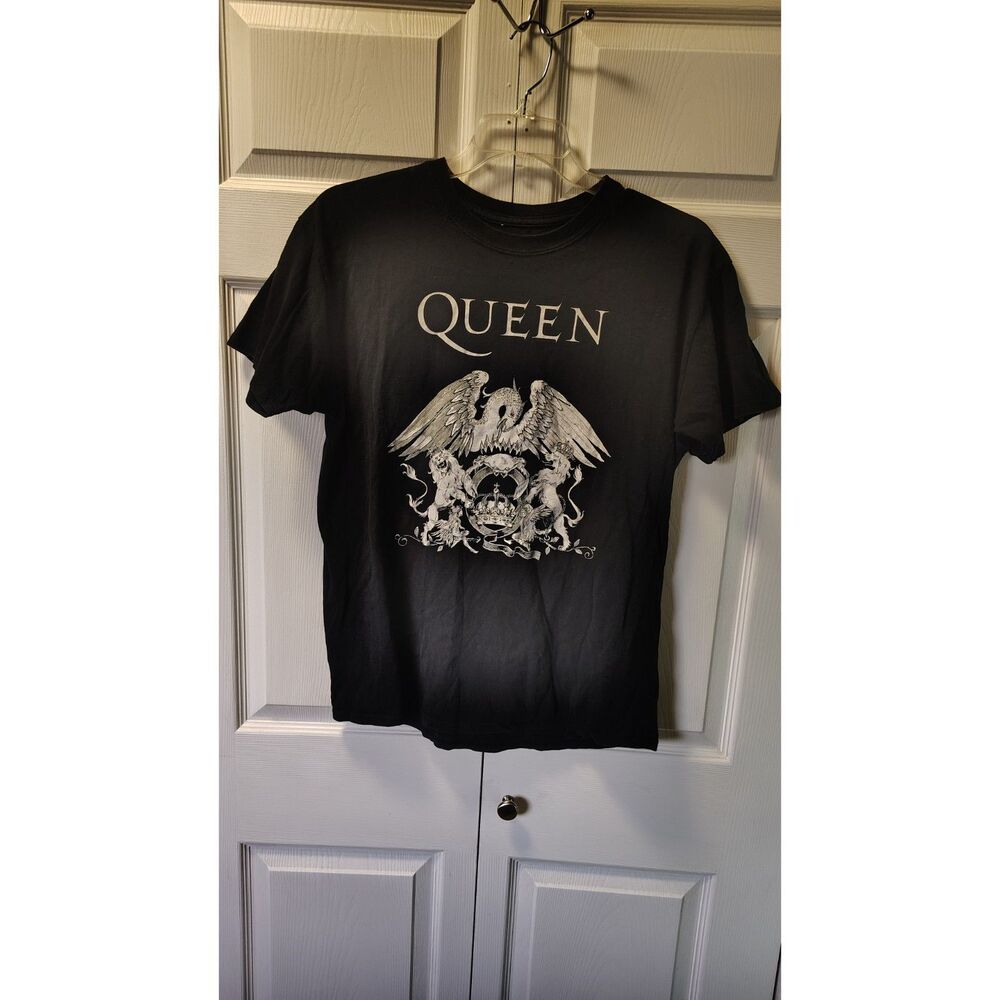 Official Queen Classic Crest Band Graphic T-Shirt Black Men's Size Large L